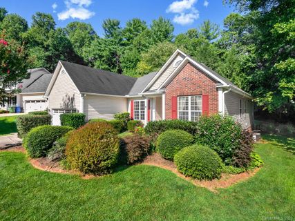 812 Cliff Rose Court