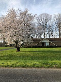 505 Sunnybrook Drive