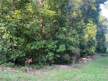 L8 Bostian Lake Road sold home in Bostian Height, Statesville, NC