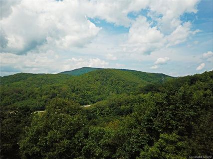 Lot 20 Black Locust Circle sold home in Cross Creek Farms, Blowing Rock, NC