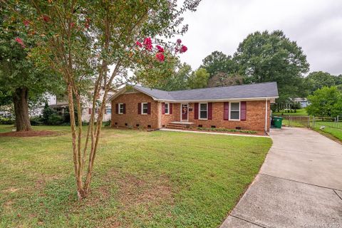 6421 Hidden Forest Drive