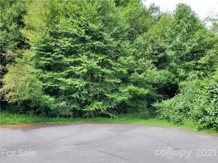 11 Little Creek Court 52