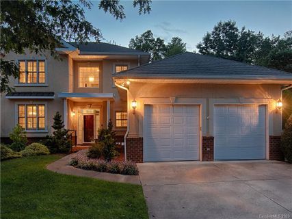 17 Boddington Court sold home in South Oaks, Asheville, NC