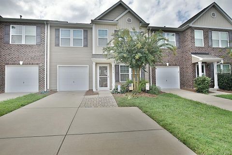 4016 Fenworth Court