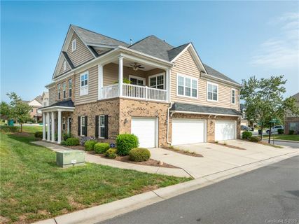 Previously sold for $228,000