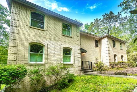 274 Paisley Circle