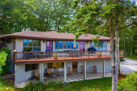 923 Rich Knob Road sold home in Rich Knob Estates, Spruce Pine, NC