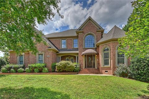 11803 Churchfield Lane sold home in Churchfield, Charlotte, NC