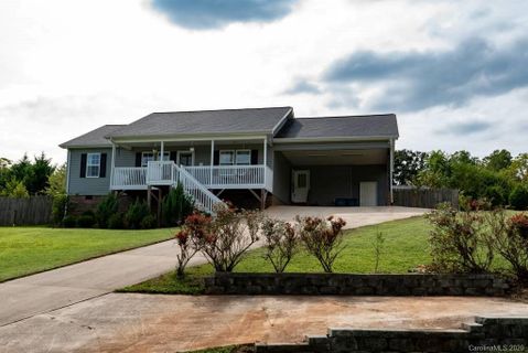 10 Miss Julia Way sold home in Lakeside Summit, Granite Falls, NC