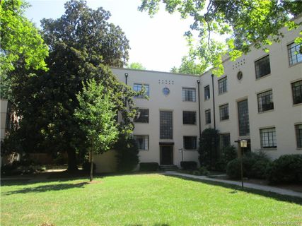 1121 Myrtle Avenue 43