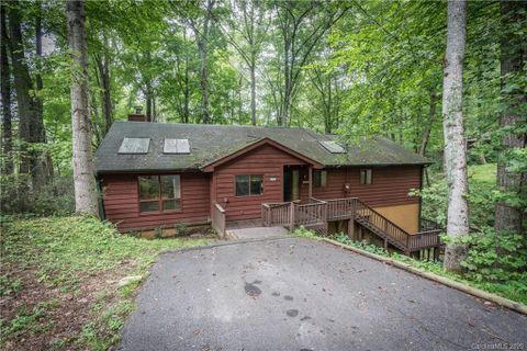 180 Frostridge Road sold home in Woodlands, Maggie Valley, NC