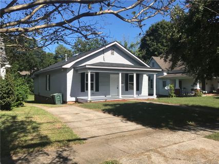 726 N Main Street sold home in Historic District, Salisbury, NC