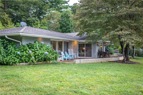 463 Lakeview Hills Drive sold home in Lakeview Hills, Nebo, NC