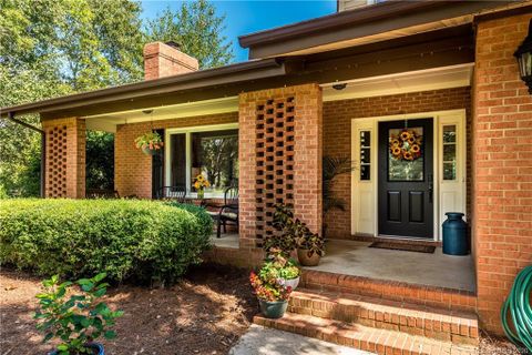 662 Cottonfield Circle