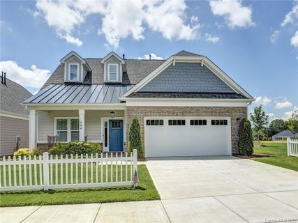 484 Academy Street 51