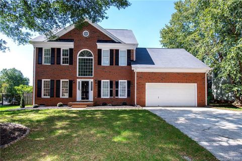 6630 Lyndonville Drive