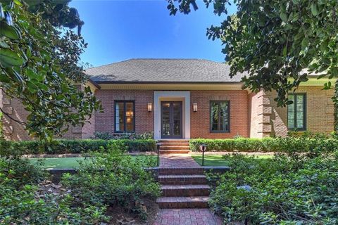Previously sold for $1,140,000