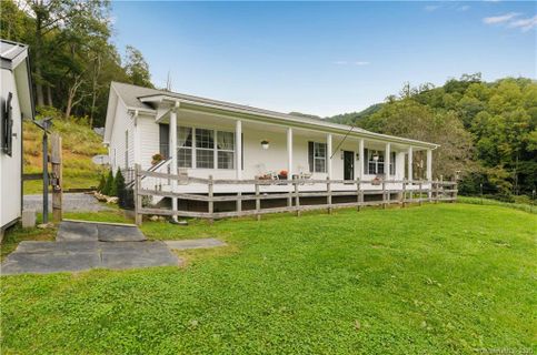 44 Jade Drive sold home in Turkey Creek Estates, Clyde, NC