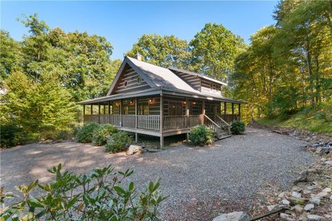 1245 Trickle Creek Road