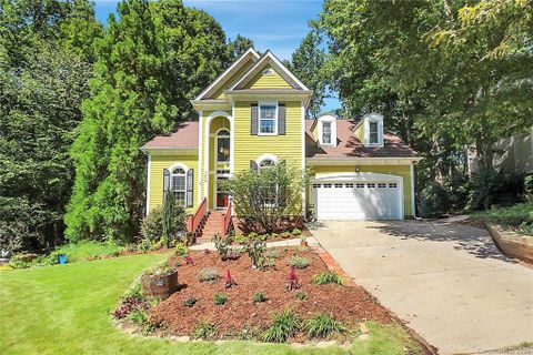 7814 Forest Oaks Lane