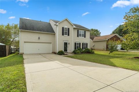 5212 Rocky Shoals Place