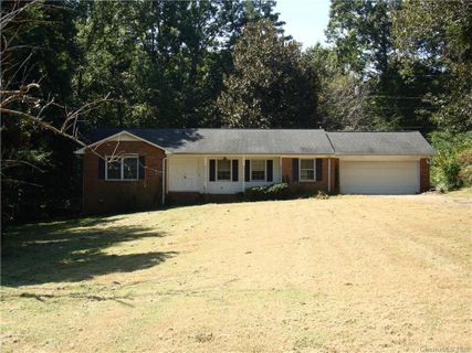 2492 Pickwick Place