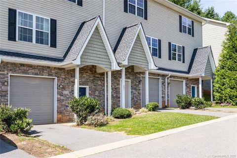 15 Terrace Court sold home in Woodfin Manor, Asheville, NC