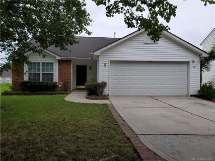 7015 Red Bud Circle