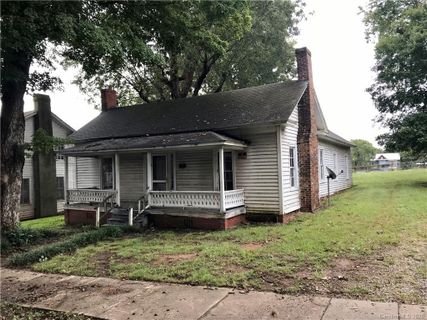 721 S Church Street sold home in Historic District, Salisbury, NC