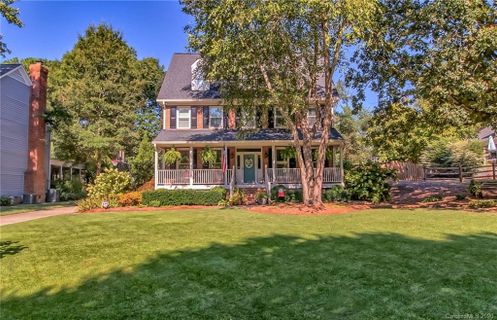 6932 Foxglove Drive sold home in Foxglove, Charlotte, NC