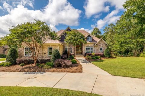 5645 Lake Wylie Road sold home in Sunset Ridge, Lake Wylie, SC