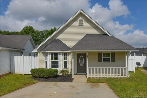 4010 Tuckers Glen Lane sold home in Stewarts Glen, Charlotte, NC