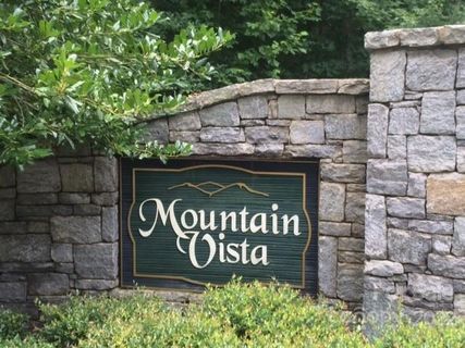 000 Corsica Lane 25 (R) sold home in Mountain Vista, Saluda, NC
