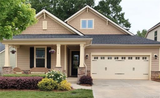 114 Boxtail Way