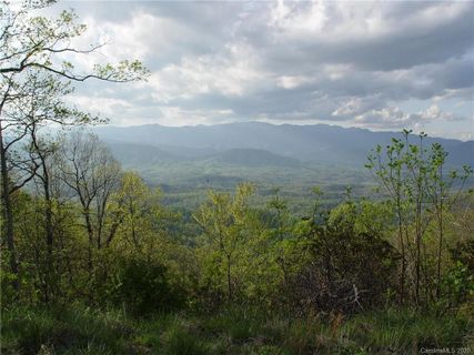 829 Table Rock Road