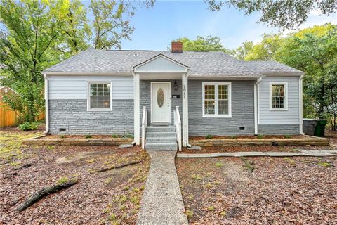1011 Dade Street