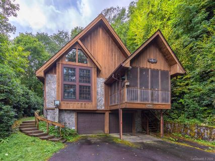 25 Buckeye Haven Road sold home in Smoky Mountain Acres, Maggie Valley, NC