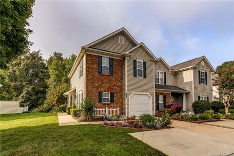 9009 Cinnabay Drive 43