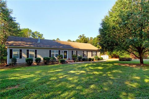 181 Robinson Road sold home in East Lake, Mooresville, NC