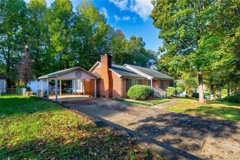 929 Pleasant Ridge Road sold home in Edgewoods, Fort Mill, SC