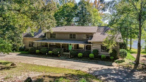1744 Double Oaks Road