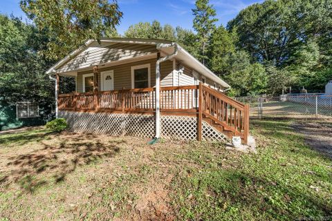 5401 Pine Cape Drive