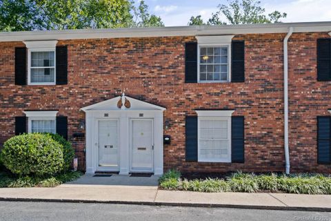 826 6th Street 4 sold home in Briarbrook, Hickory, NC