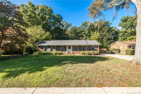 669 University Drive