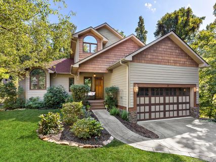 28 Gollum Drive sold home in Hillshire Woods, Fairview, NC