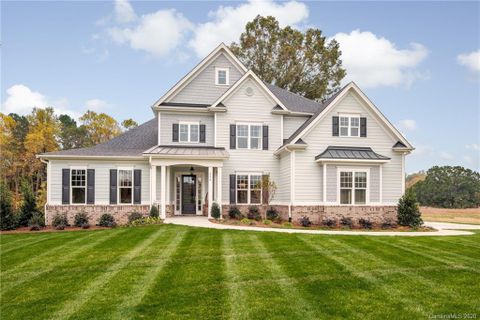 Previously sold for $816,000