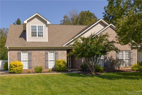 3302 Garrett Drive 72