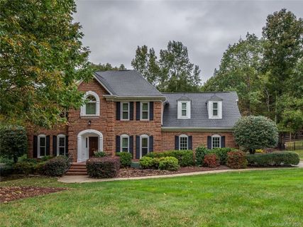 4516 Rosecliff Drive