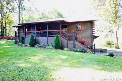 41 Tall Timbers Lane sold home in Woodbine Acres, Waynesville, NC
