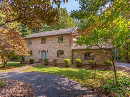 1 Sourwood Lane sold home in Ravenwood Estates, Fletcher, NC